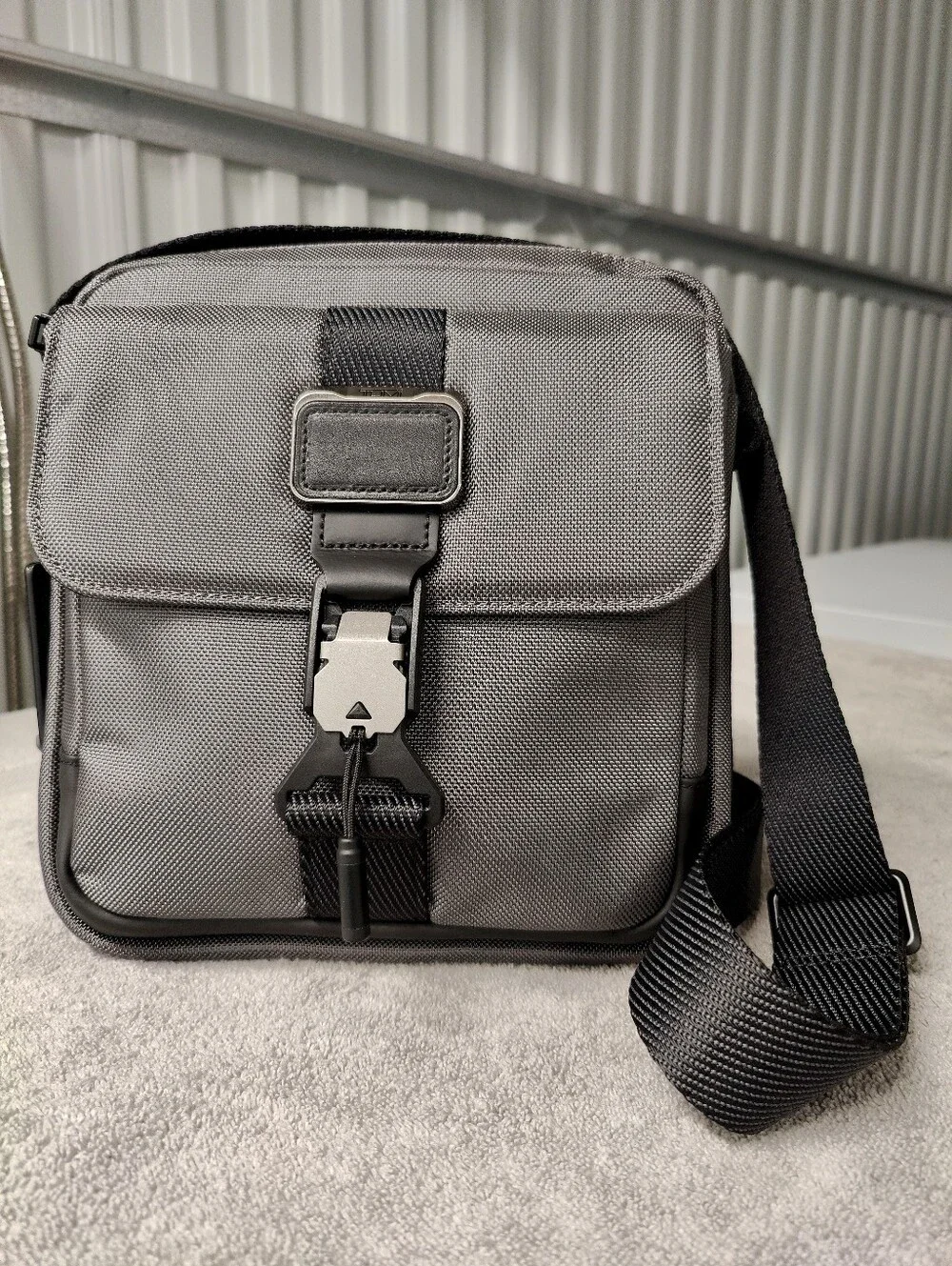 TUMI Alpha Bravo Junior Crossbody (Charcoal)